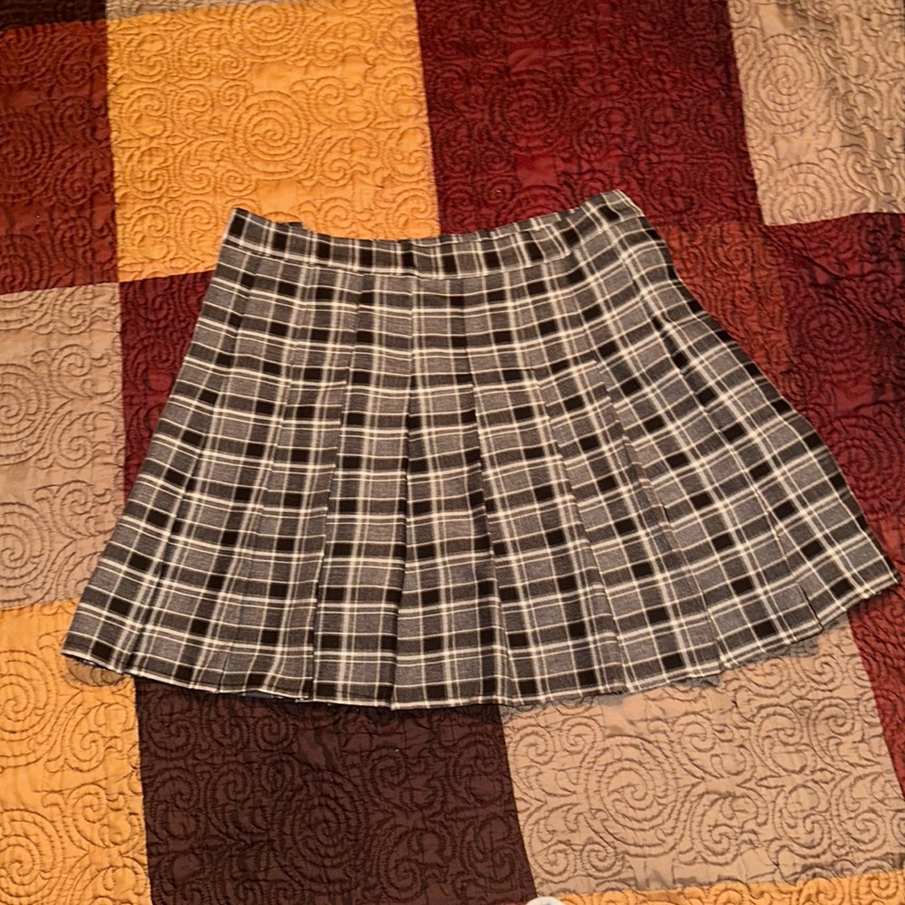 Black and White Plaid Skirt